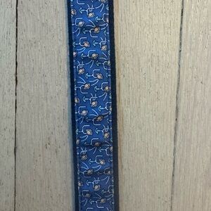 Vineyard Vines boys football belt